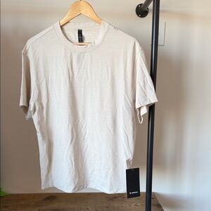 lululemon athletica Light Beige Short Sleeve Tee